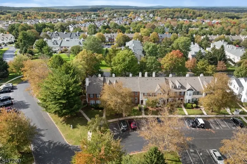5 Hudson Ct, Franklin Park, NJ 08823 - #3