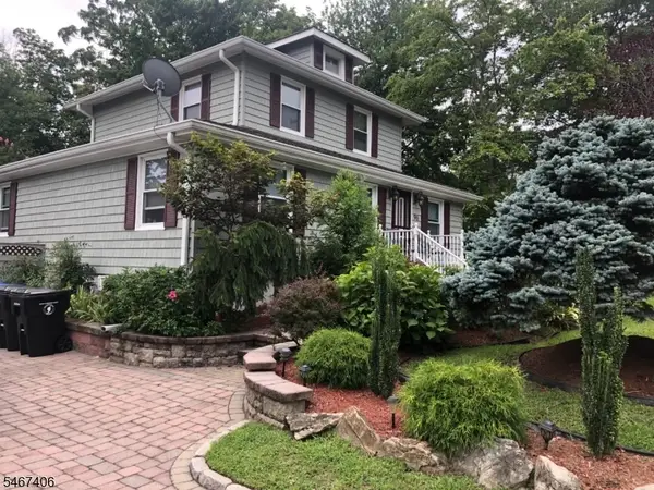 96 Compton St, Middletown Twp., NJ 07718