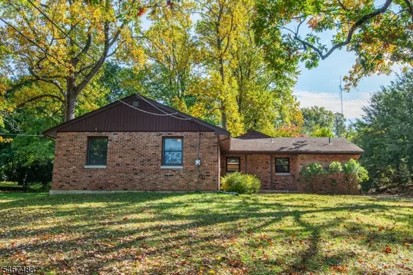 95 Quaker Church Rd, Randolph Twp., NJ 07869