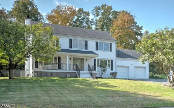 14 Lauren Ct, Byram Twp., NJ 07874