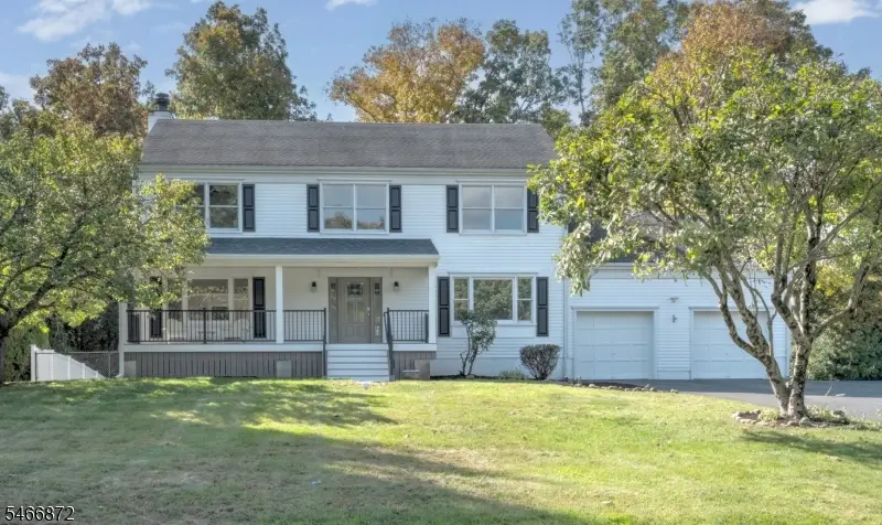 14 Lauren Ct, Byram Center, NJ 07874 - #2
