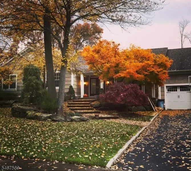 11 Flanders Dr, Montville, NJ 07058 - #2