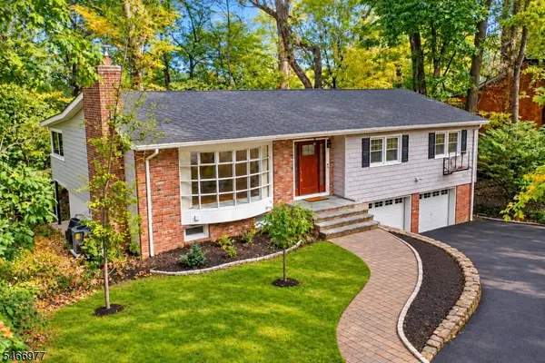 37 Mea Dr, Berkeley Heights Twp., NJ 07922