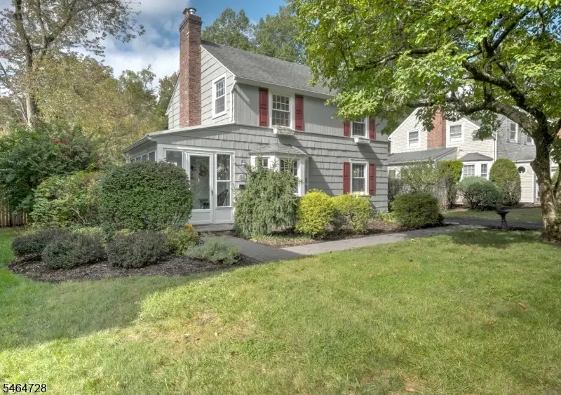 52 Crescent Rd, Livingston, NJ 07039 - #1