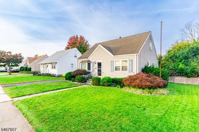 16 Dodge, Hamilton, NJ 08610 - #1