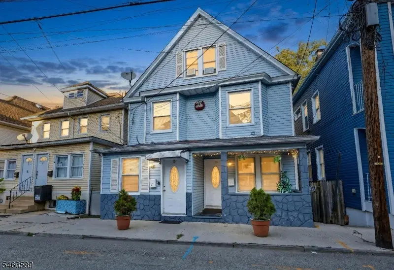 9 Lowden St, Elizabeth, NJ 07208 - #1