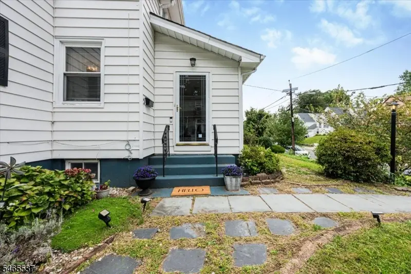 5 Smallwood Ave, Belleville, NJ 07109 - #3