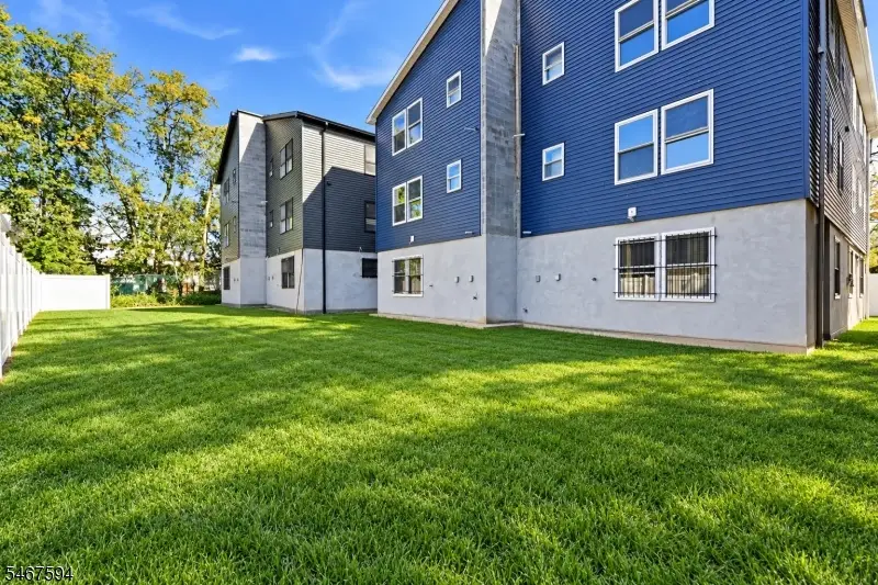 379 S 10th St, Newark, NJ 07103 - #2