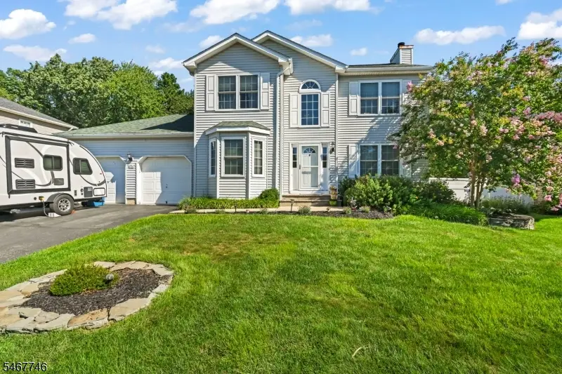 52 Diamond Ln, Howell, NJ 07731 - #1