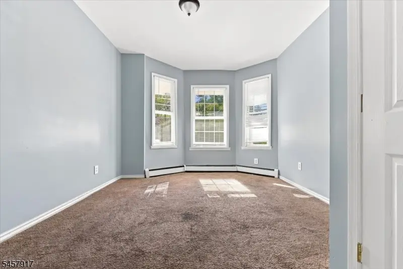 293 Ogden St, Orange, NJ 07050 - #3
