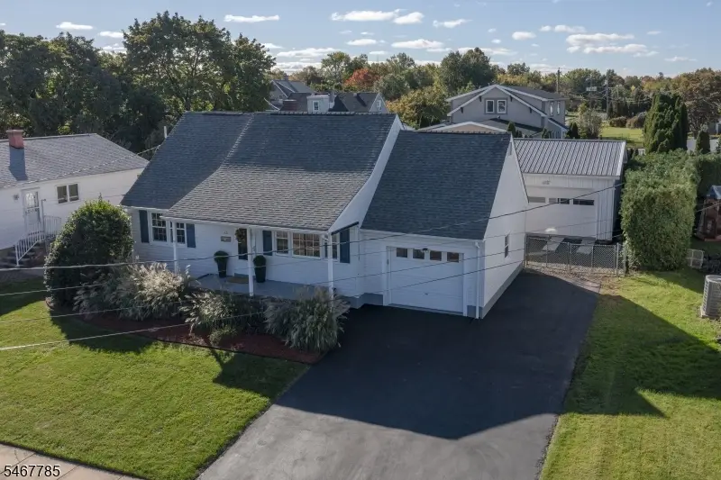 431 Sidorske Ave, Manville, NJ 08835 - #1