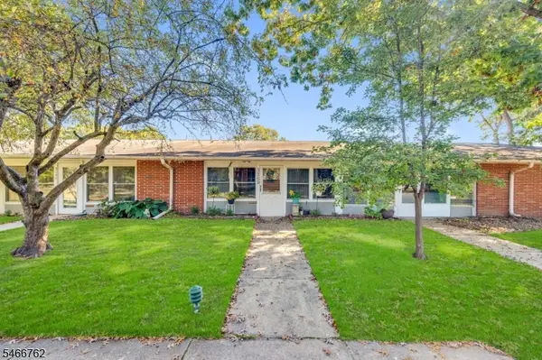 316D Coventry Ct #D, Lakewood Twp., NJ 08701