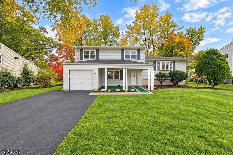 6 Renault Dr, Flanders, NJ 07836 - #1