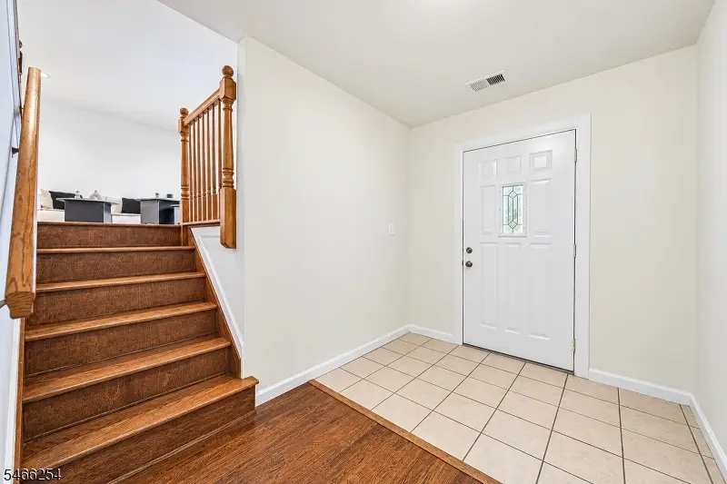 6 Renault Dr, Flanders, NJ 07836 - #2