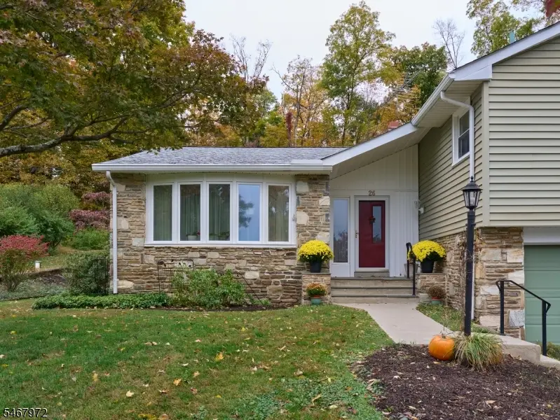 26 Fawn Dr, Raritan, NJ 08822 - #3