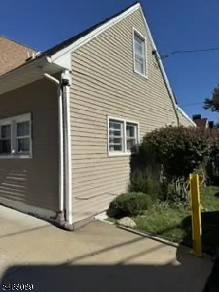 9 Woodside Pl, Newark, NJ 07104 - #2