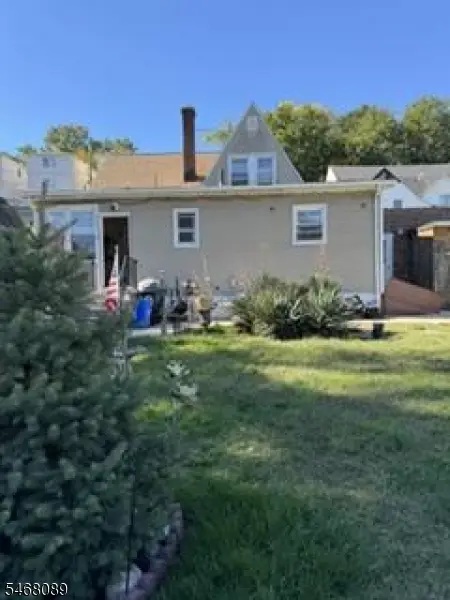 9 Woodside Pl, Newark, NJ 07104 - #3