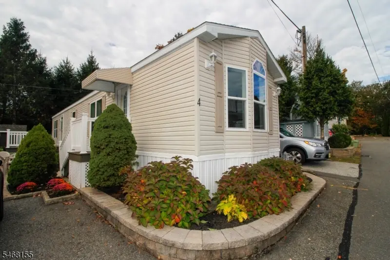 4 Makepeace Rd, Oak Ridge, NJ 07438 - #2
