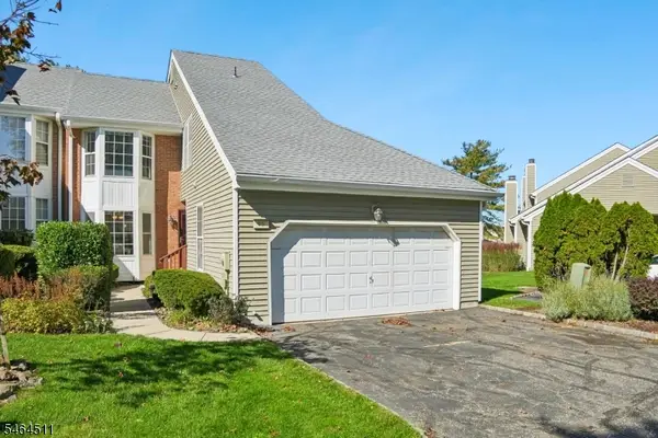 95 Giordano Dr, West Orange Twp., NJ 07052