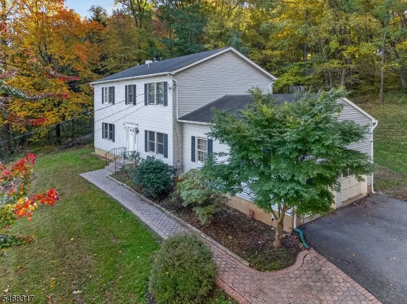53 Russling Rd, Independence, NJ 07840 - #1