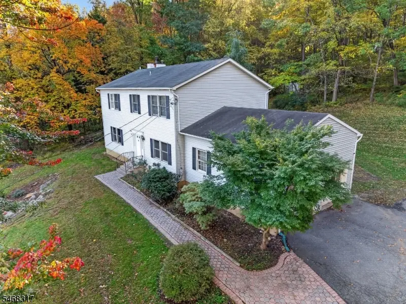53 Russling Rd, Independence, NJ 07840 - #3