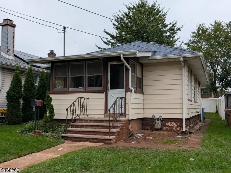 215 Madison St, Linden, NJ 07036 - #3