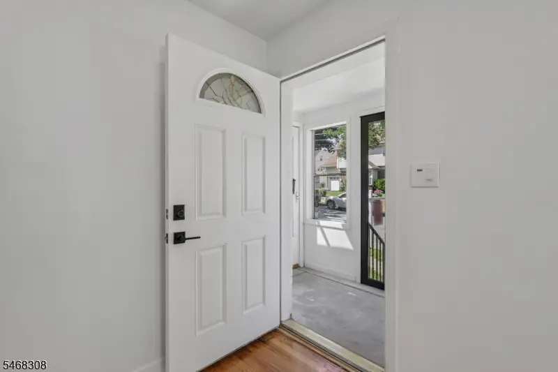 75 Emerson St, Clifton, NJ 07013 - #3