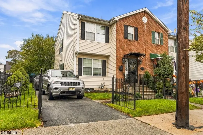 487 S 13th St, Newark, NJ 07103 - #1