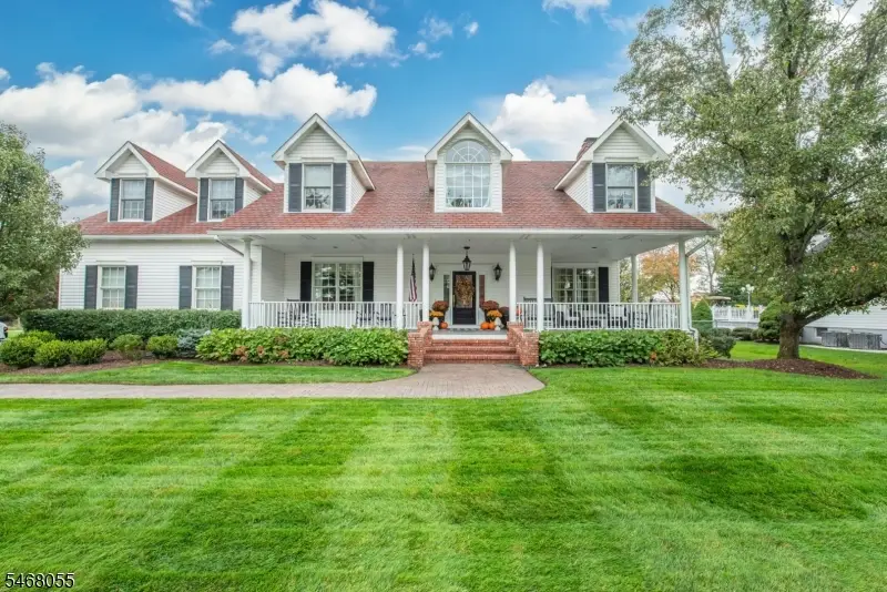 226 Hollywood Ave, Fairfield, NJ 07004 - #1