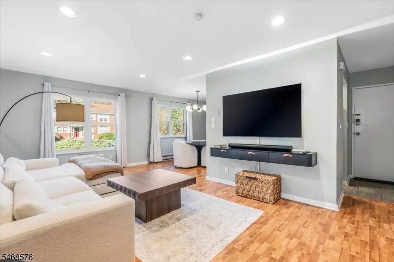 100 Pierson Miller #F32, Pompton Lakes, NJ 07442 - #1