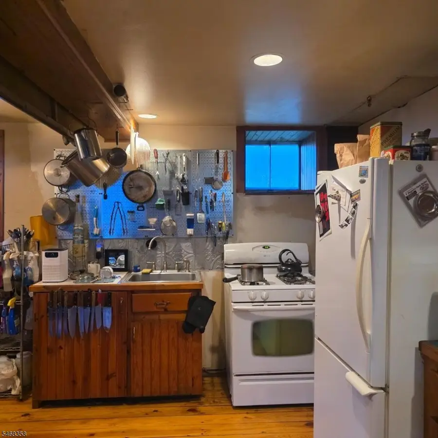 929 Wall St, Stillwater, NJ 07860 - #3