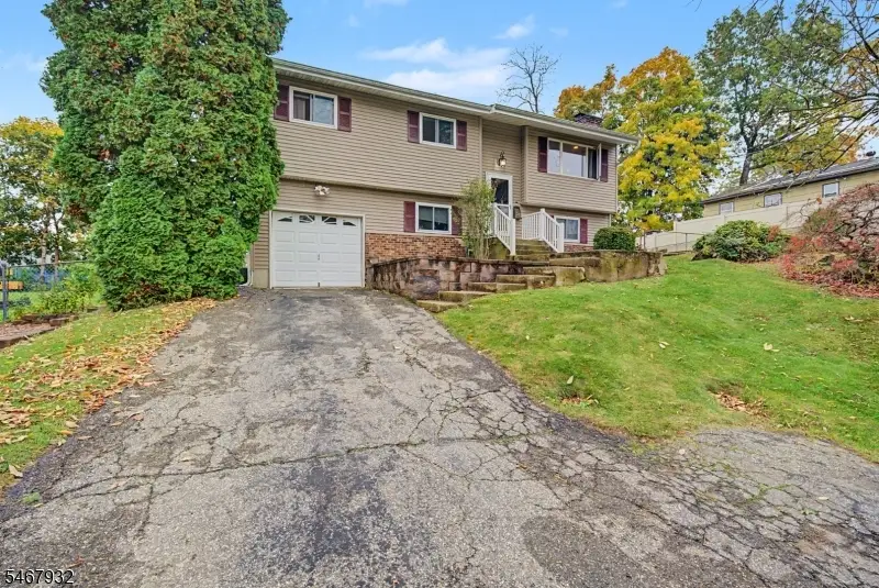 31 Dogwood Dr, Newton, NJ 07860 - #1