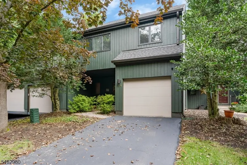 14 Carla Ct, Morristown, NJ 07960 - #2
