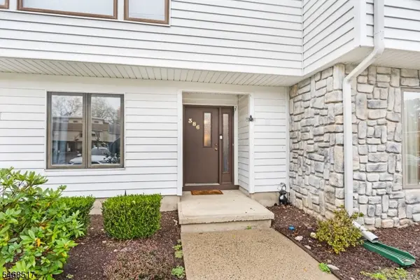 386 Mohegan Cir, Andover Twp., NJ 07848