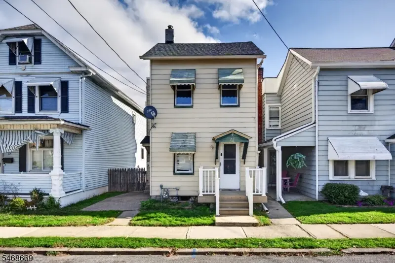 21 Henderson St, Phillipsburg, NJ 08865 - #1