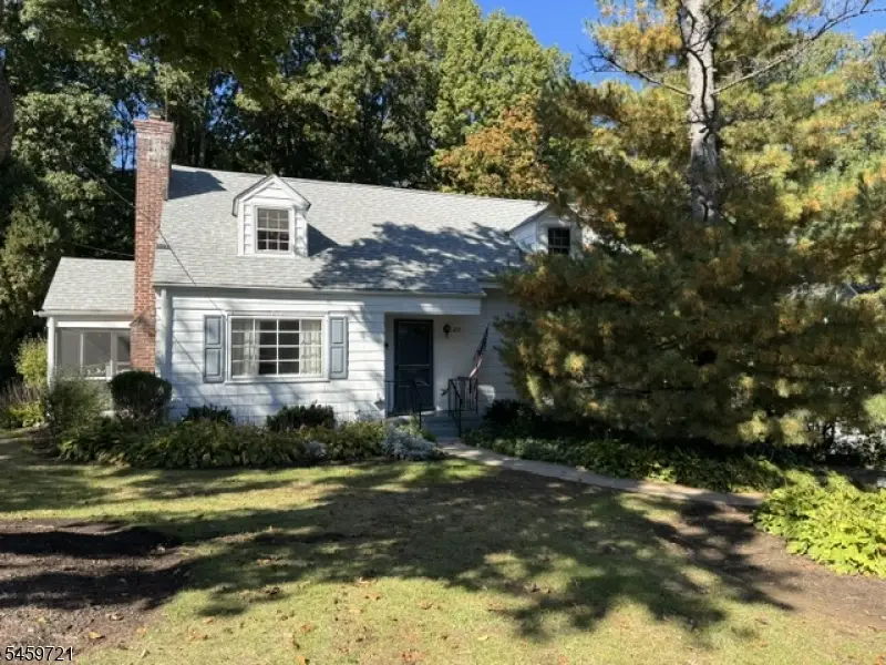 49 Shadylawn Dr, Madison, NJ 07940 - #1
