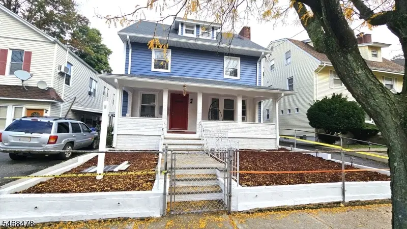 647 E 28th St, Paterson, NJ 07504 - #2