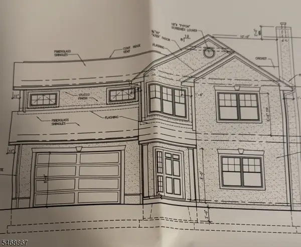 14 Brown Trl, Hopatcong Boro, NJ 07843