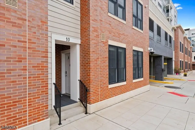 10 Ward St #102B, Bloomfield, NJ 07003 - #2