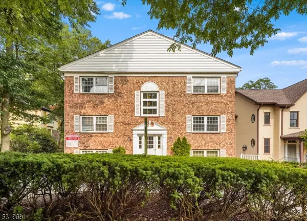 50 Elm St #B8, Morristown Town, NJ 07960