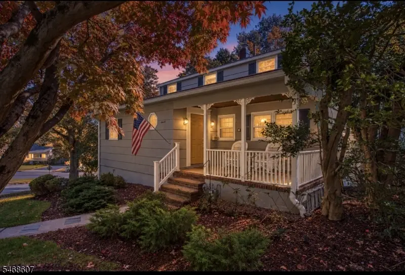 11 Cresthill Rd, Verona, NJ 07044 - #1