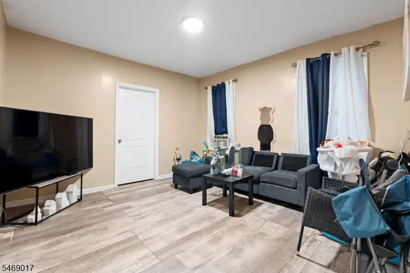 83 Mercer St, Paterson, NJ 07524 - #2