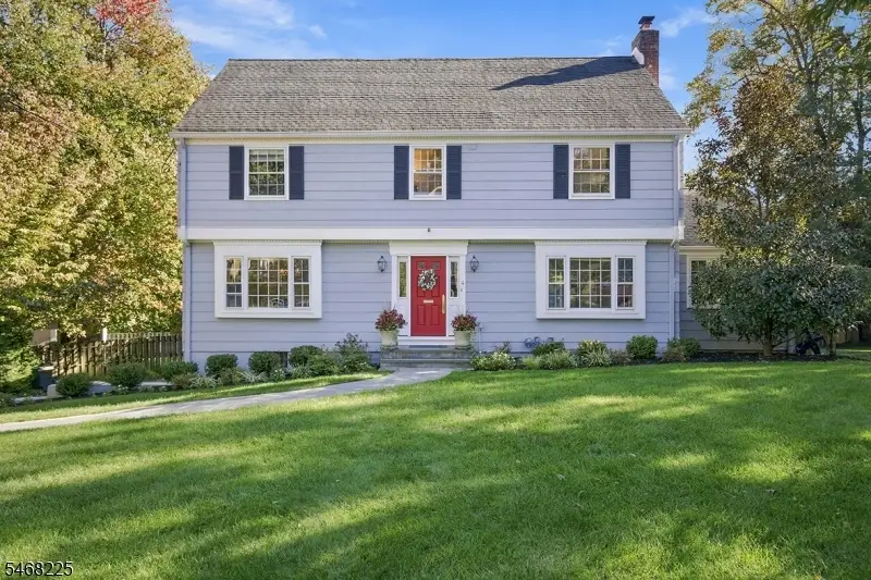 4 Manor Hill Rd, Summit, NJ 07901 - #1
