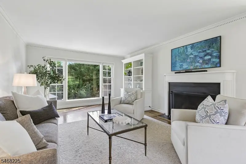 4 Manor Hill Rd, Summit, NJ 07901 - #3
