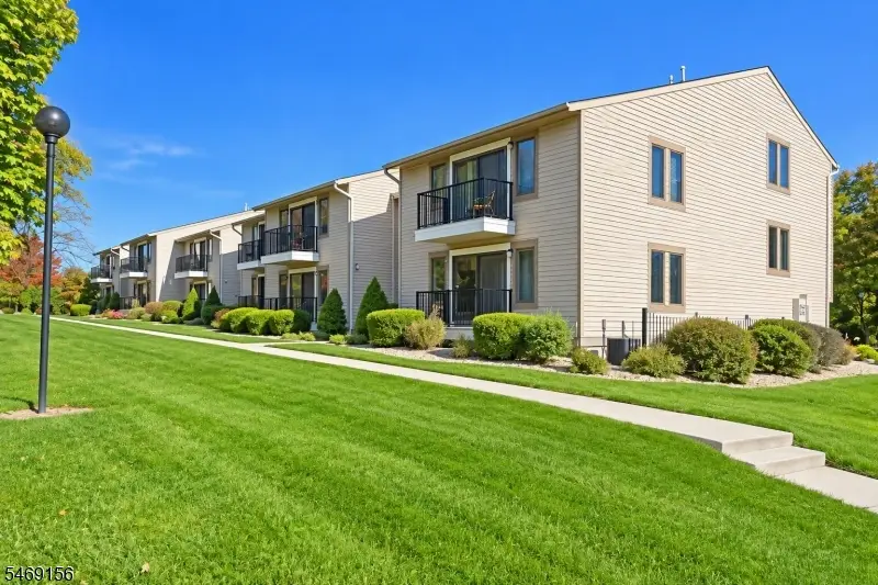 76 Sam Bonnell Dr, Union, NJ 08809 - #1