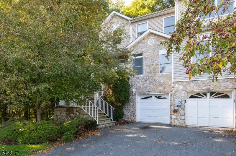 389 Summerhill Dr, Parsippany Troy Hills, NJ 07950 - #2