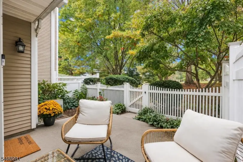 27 Crestmont Rd, The Hills, NJ 07921 - #2