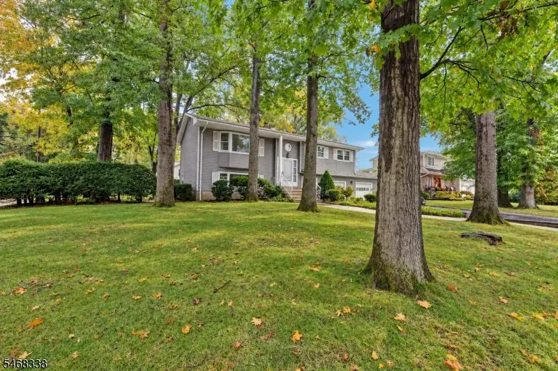 34 West Parkway, Pequannock, NJ 07440 - #2