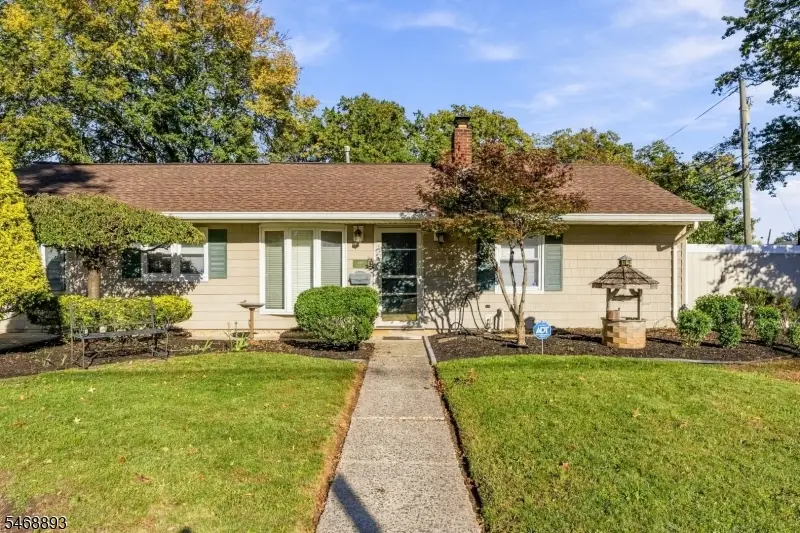 485 Linden Ave, Rahway, NJ 07065 - #1