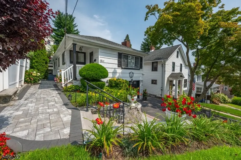 3 Byrne Rd, West Orange, NJ 07052 - #2